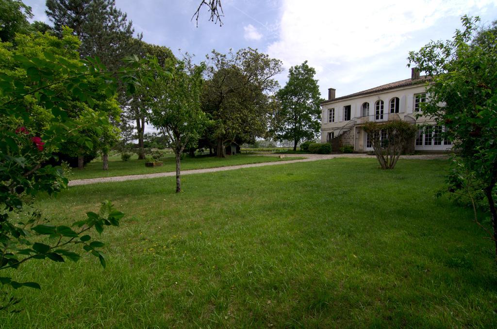 Bed and Breakfast Chateau Beau-Site Portets Екстер'єр фото